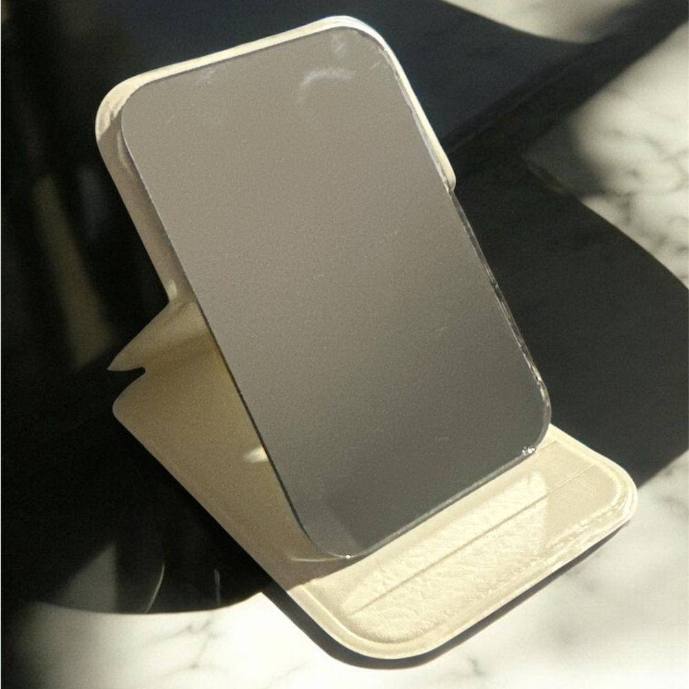 Kitty Cream Compact Mirror